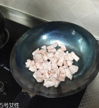章丘鐵鍋怎么開鍋？臻三環(huán)鐵鍋開鍋教程