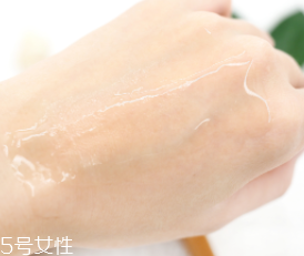 悅詩風(fēng)吟小綠瓶用在哪個(gè)步驟？用在水乳前