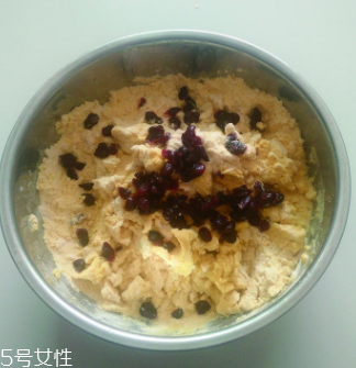 蔓越莓發(fā)糕怎么做好吃？這么做超美味