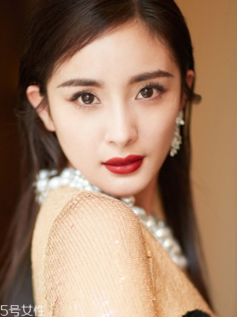 dior迪奧和雅詩蘭黛口紅哪個好？
