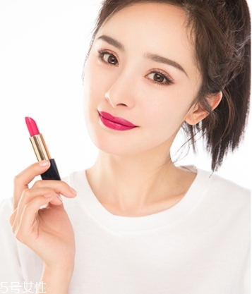 dior迪奧和雅詩蘭黛口紅哪個好？