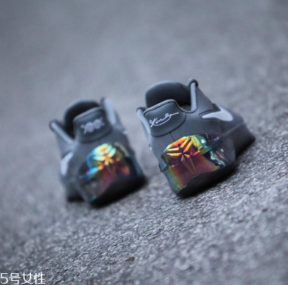 新買的運(yùn)動(dòng)鞋要不要洗？一般來(lái)說(shuō)不用洗