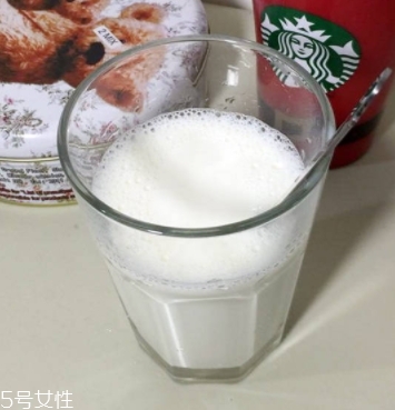 藍胖子奶粉甜嗎？鮮奶滋味的藍胖子