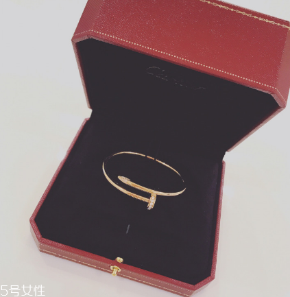 卡地亞手鐲會掉鉆嗎？忠貞愛情的特別見證