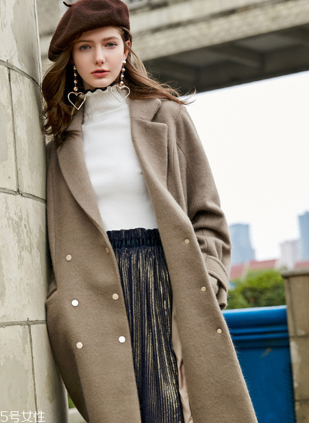 女生怎么穿衣服有氣質(zhì)？這三件單品必不可少