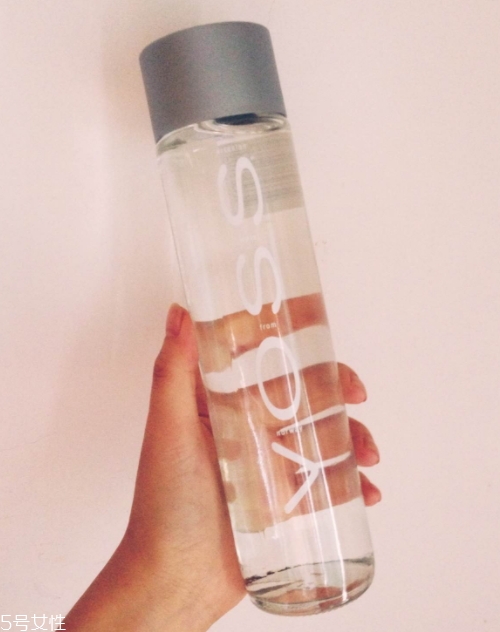voss芙絲礦泉水好喝嗎？來(lái)自挪威的土豪礦泉水
