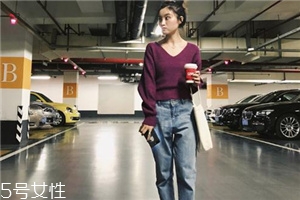 牛仔褲可以配籃球鞋嗎？打造活力運(yùn)動范兒