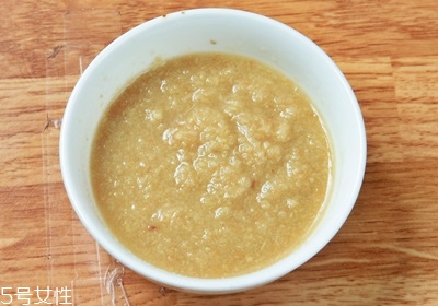 泰式椒麻雞的正宗做法 香氣關鍵是這三味
