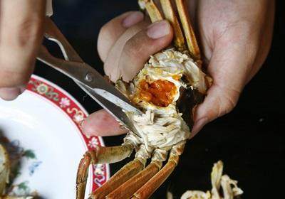 陽(yáng)澄湖大閘蟹怎么吃？食陽(yáng)澄湖大閘蟹注意事項(xiàng)