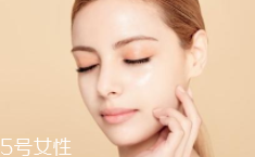 素顏霜前面用什么？妝前保養(yǎng)不可少