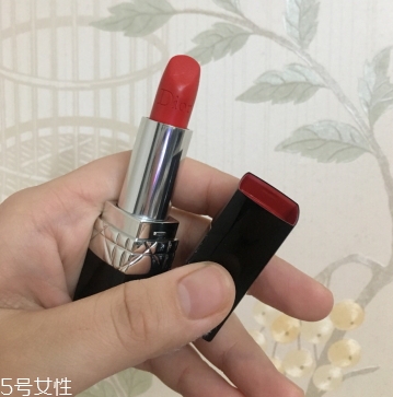 迪奧口紅844適合什么膚色？顯白嗎？