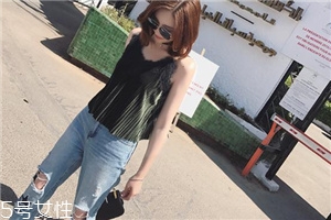 牛仔褲有味道有毒嗎？少量異味是正常現(xiàn)象