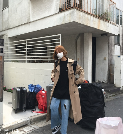 風衣搭配什么鞋子？早春美出新高度
