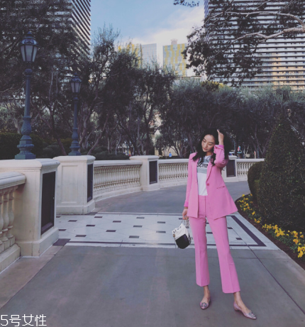 theory是什么牌子？明星與潮人都在追捧的品牌