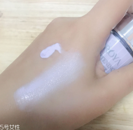 珀萊雅隔離霜紫的好還是綠的好？紫色百搭