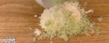 吃花菜可以減肥嗎？熱量低適合減肥時吃