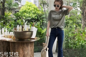 牛仔褲刷白了怎么辦？牛仔褲變白很難恢復(fù)