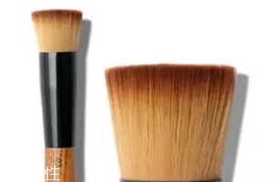 定妝粉用刷子好還是用粉撲好？新手用粉撲