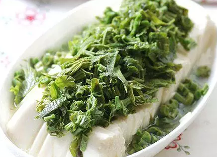 香椿涼拌怎么做好吃？超級簡單的3道開胃菜