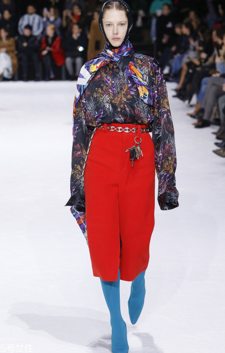 balenciaga巴黎世家2018秋冬系列好看嗎_有哪些款式？