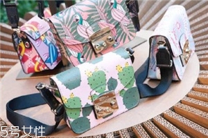 furla包包怎么打開？超百搭的心機包包