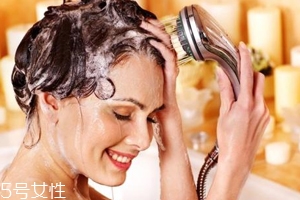 洗發(fā)水能當(dāng)沐浴露用嗎？可以偶爾使用