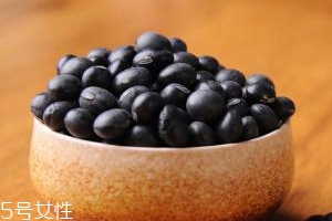 黑豆怎么吃不上火？黑豆汁喝了不上火