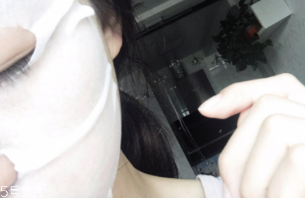 早安面膜用完要洗臉嗎？補水面膜無需清洗