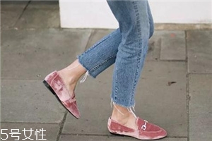 春天穿什么款式平底鞋好看？街拍達(dá)人都在穿這三雙