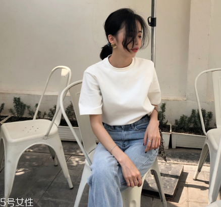 牛仔褲洗完怎么掛？牛仔褲的晾曬方法