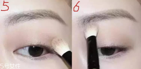 不畫(huà)眼線只涂睫毛膏行嗎？這么涂睫毛膏能放大雙眼