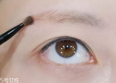 眉毛短怎么變長(zhǎng)？畫眉大法拯救短眉星人
