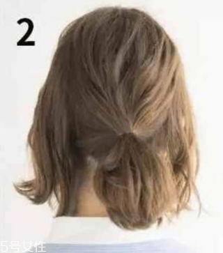 頭發(fā)短怎么扎好看？6個步驟讓短發(fā)有型又可愛