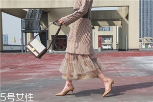 高跟鞋有點松怎么辦？教你三個小妙招