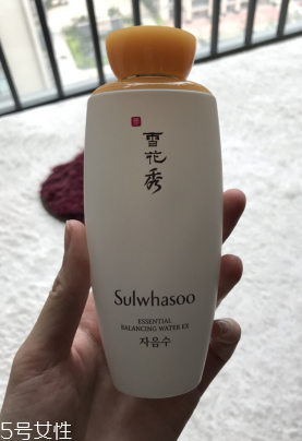 雪花秀平衡水和潤(rùn)顏水哪個(gè)好？潤(rùn)顏水是鎮(zhèn)店之寶