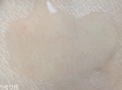 雪花秀平衡水乳怎么樣？一年四季維穩(wěn)利器