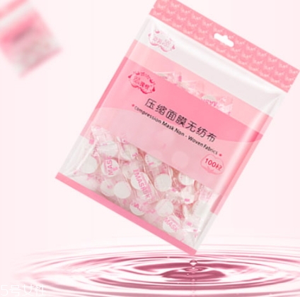 面膜紙泡什么最補(bǔ)水？