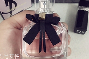 圣羅蘭反轉(zhuǎn)巴黎香水好聞嗎？愛情的味道