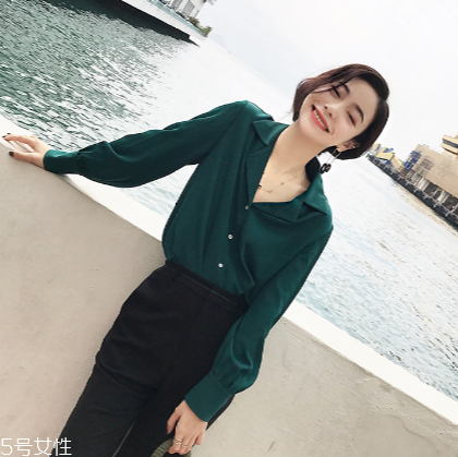 襯衫可以用熱水洗嗎？要看襯衫材質(zhì)