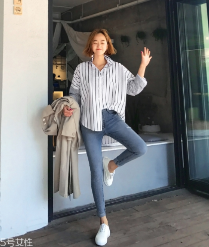 寬松襯衣怎么穿好看？造型感十足的穿搭