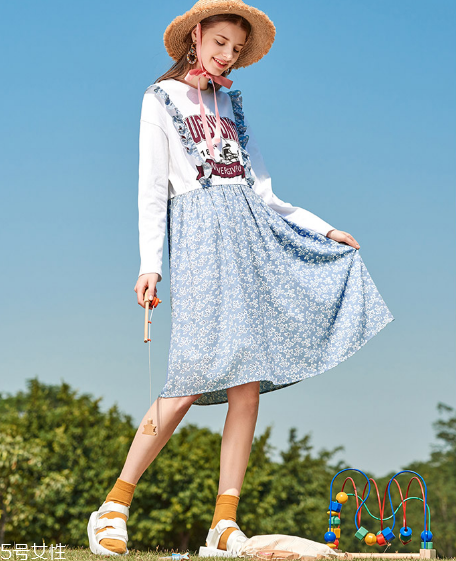 春天出游穿什么衣服好看？清新田園風(fēng)撲面而來