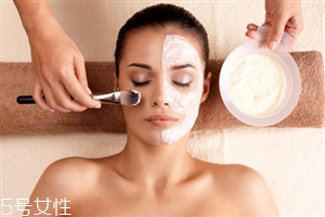 珍珠粉面膜多久做一次好 禁敷面膜時(shí)間過長(zhǎng)