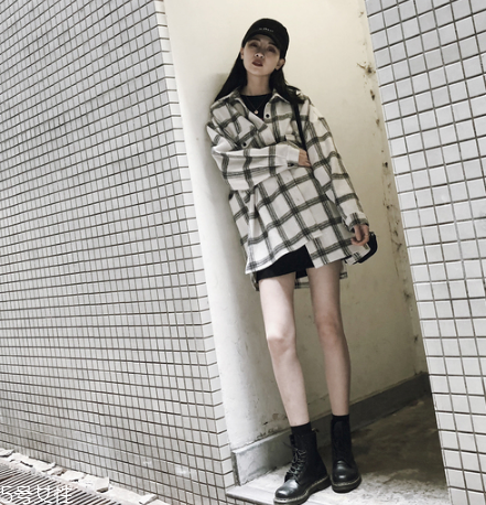 襯衫里面要穿衣服嗎？要看襯衫的面料顏色