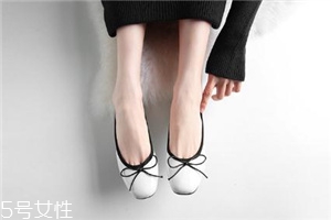 2022流行什么單鞋？有眼光的女生都在穿它