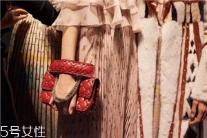 今年春天流行什么包包？這三款任意搭配