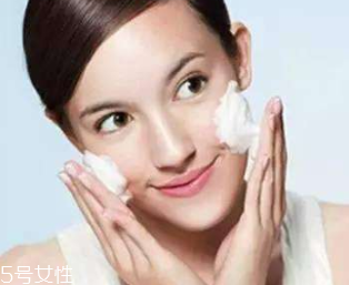 apg洗面奶什么牌子好？盤點(diǎn)平價好用的apg潔面