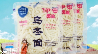 烏冬面是什么做的？