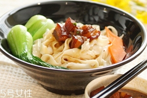 刀削面的鹵子怎么做？