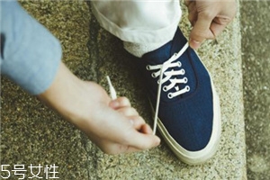 doek鞋子多少錢？doek帆布鞋的價位