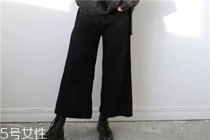微胖女生穿什么褲子好看？最適合微胖身材的三款褲子